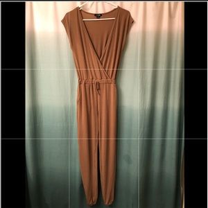 Fashion nova jumpsuit